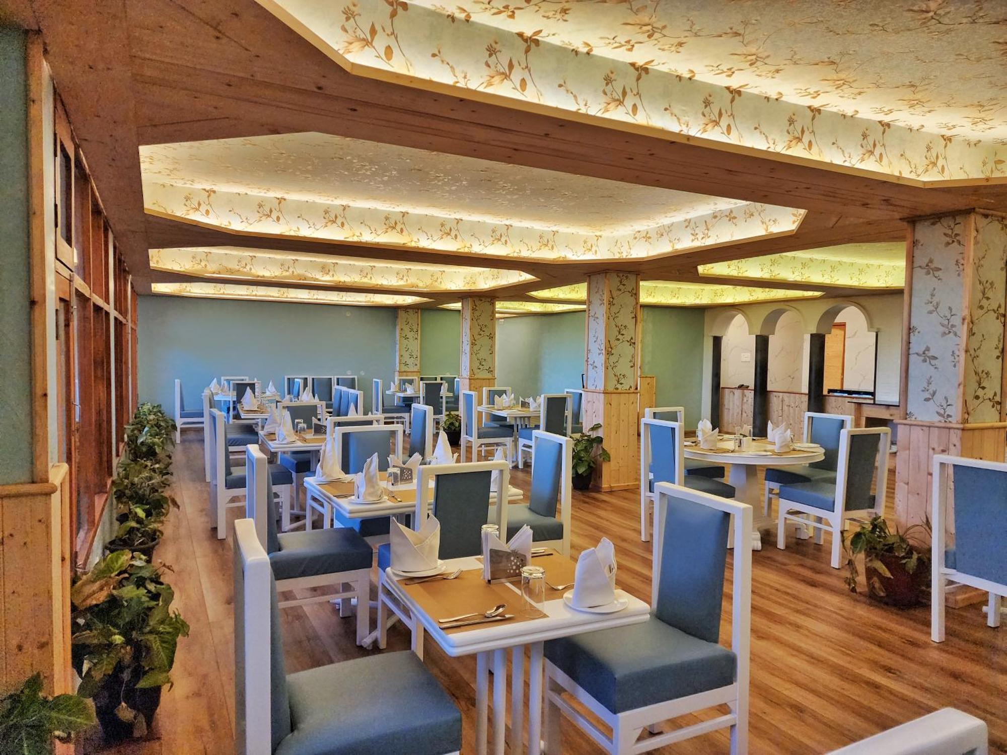 Hotel Pineview Shimla Dış mekan fotoğraf