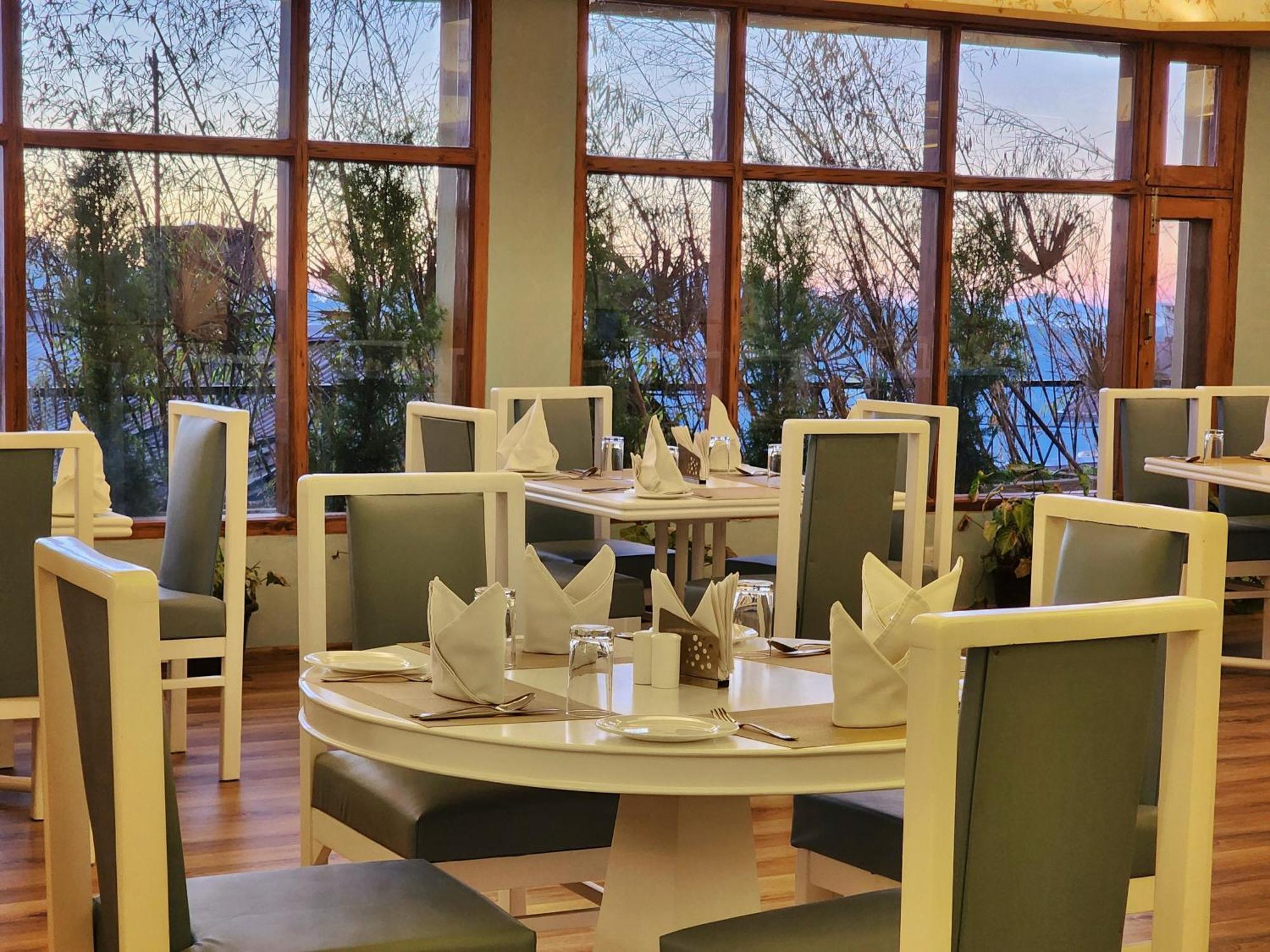 Hotel Pineview Shimla Dış mekan fotoğraf