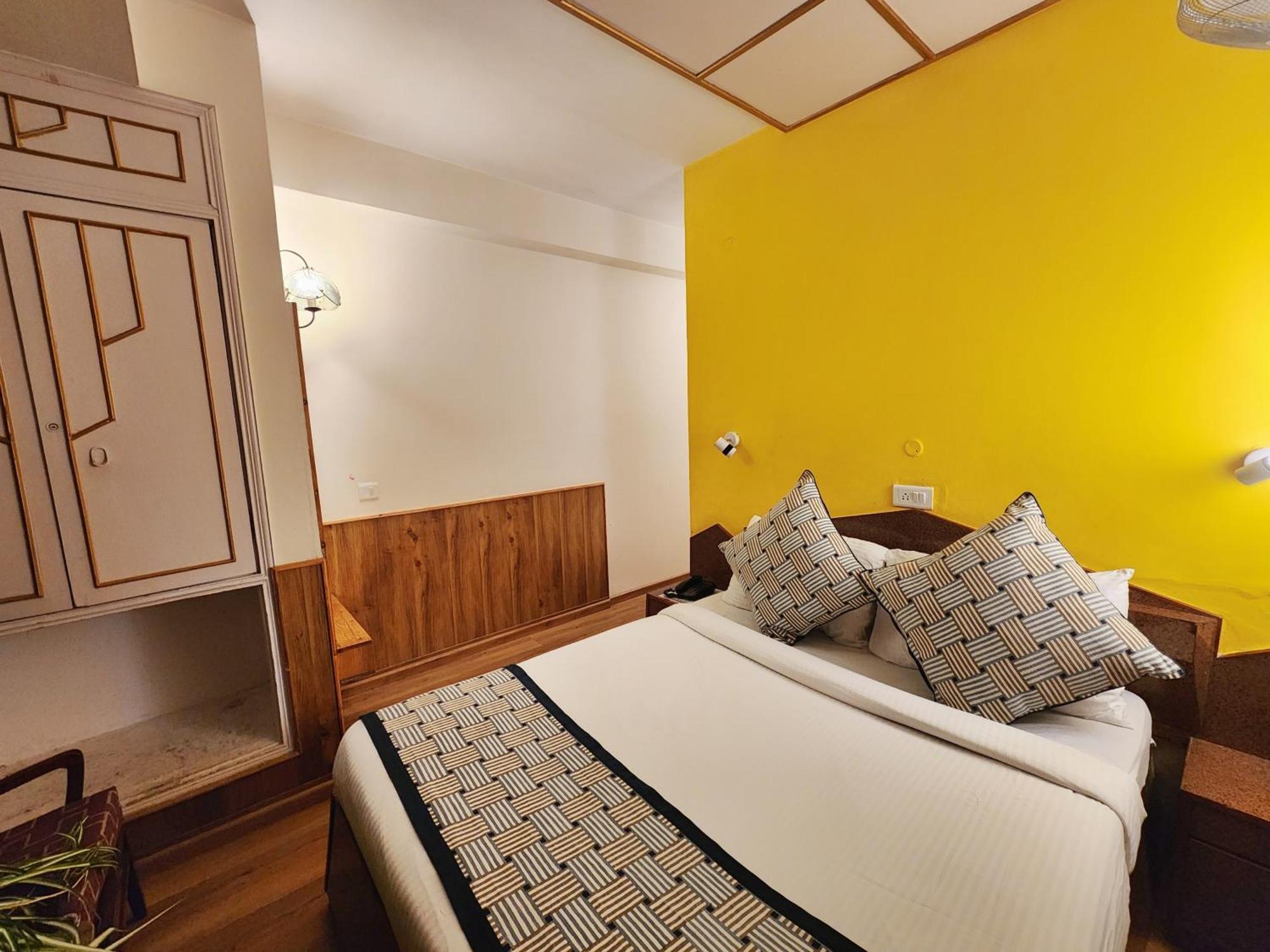 Hotel Pineview Shimla Dış mekan fotoğraf