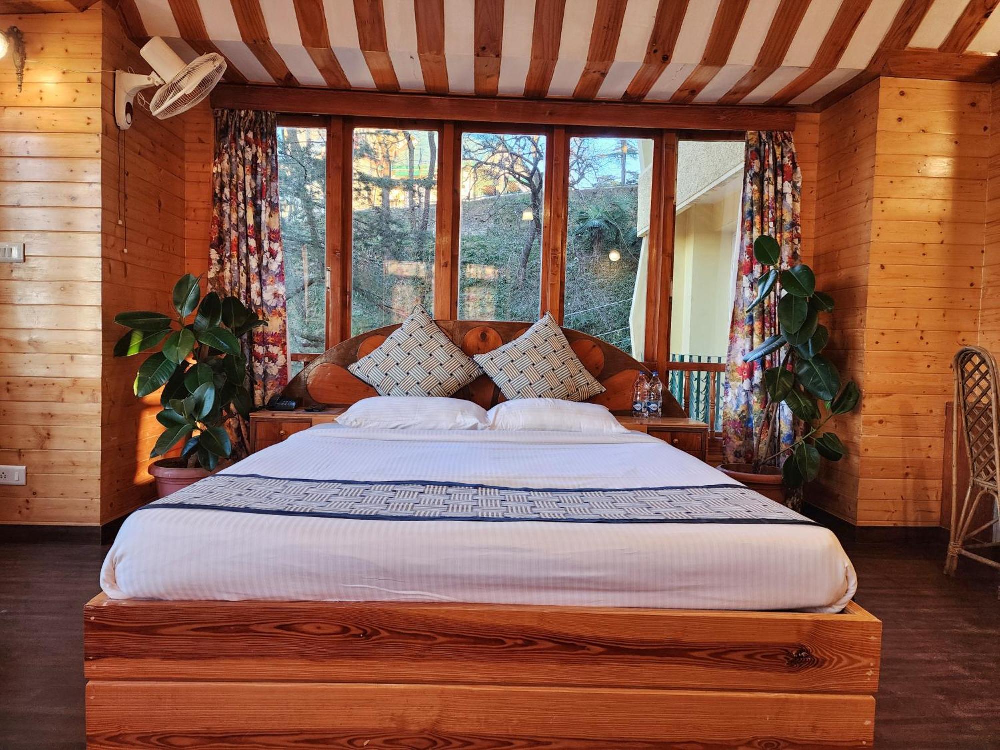 Hotel Pineview Shimla Dış mekan fotoğraf