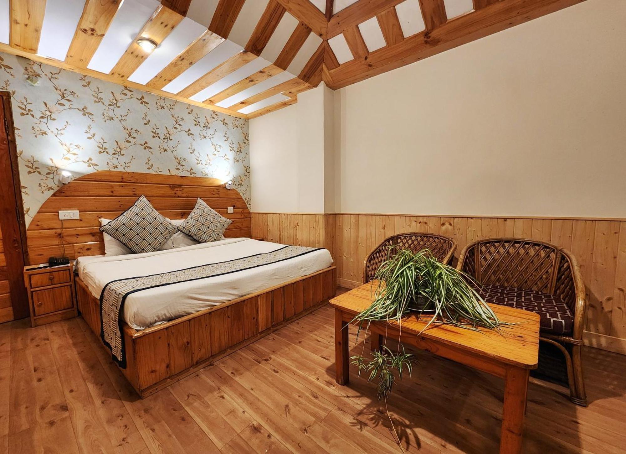 Hotel Pineview Shimla Dış mekan fotoğraf