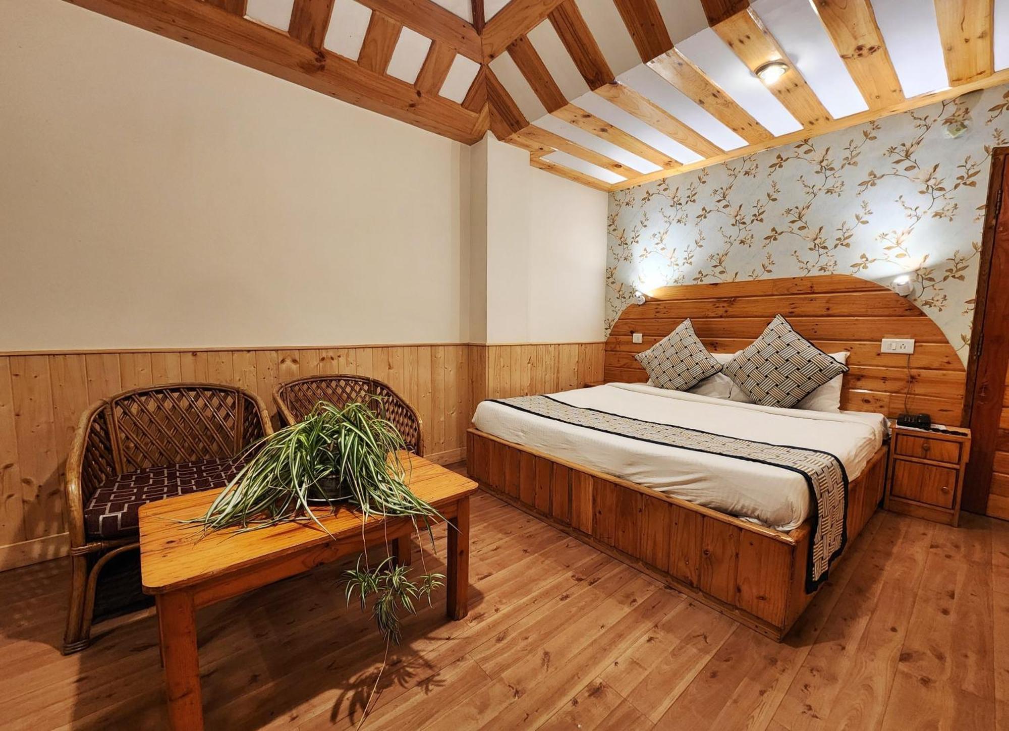 Hotel Pineview Shimla Dış mekan fotoğraf