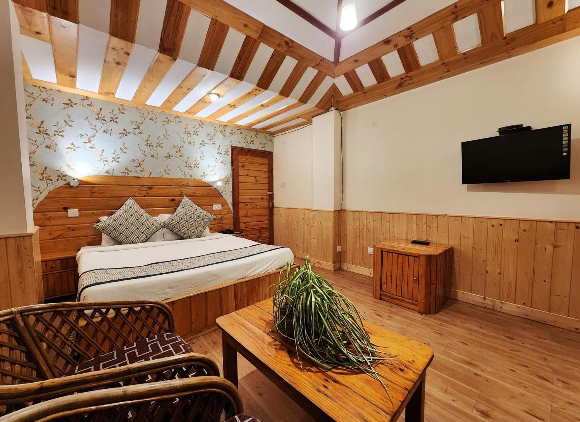 Hotel Pineview Shimla Dış mekan fotoğraf